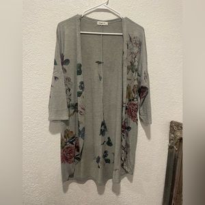 Ginger G Floral Cardigan size medium